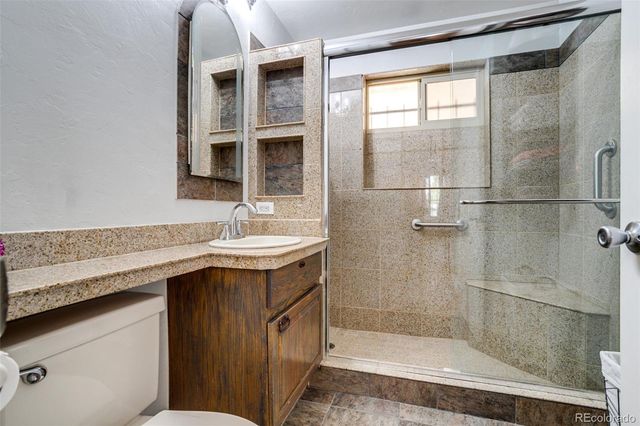 1010 E Dartmouth Avenue, Englewood, CO 80113