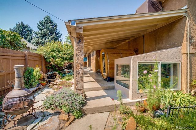 1010 E Dartmouth Avenue, Englewood, CO 80113