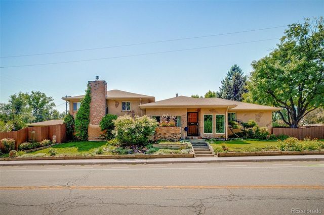 1010 E Dartmouth Avenue, Englewood, CO 80113