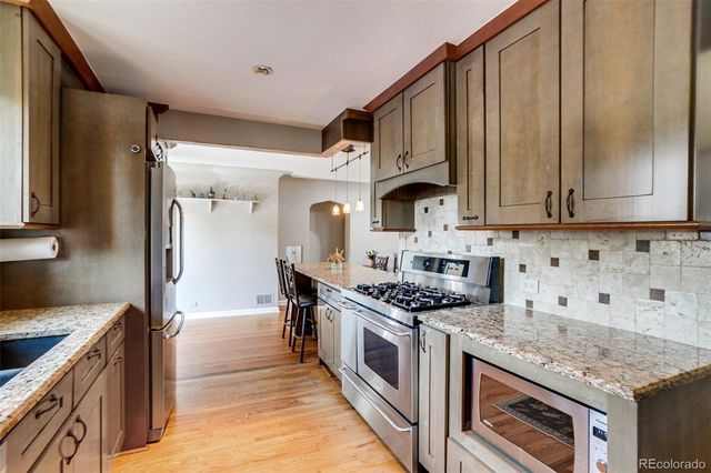 1010 E Dartmouth Avenue, Englewood, CO 80113