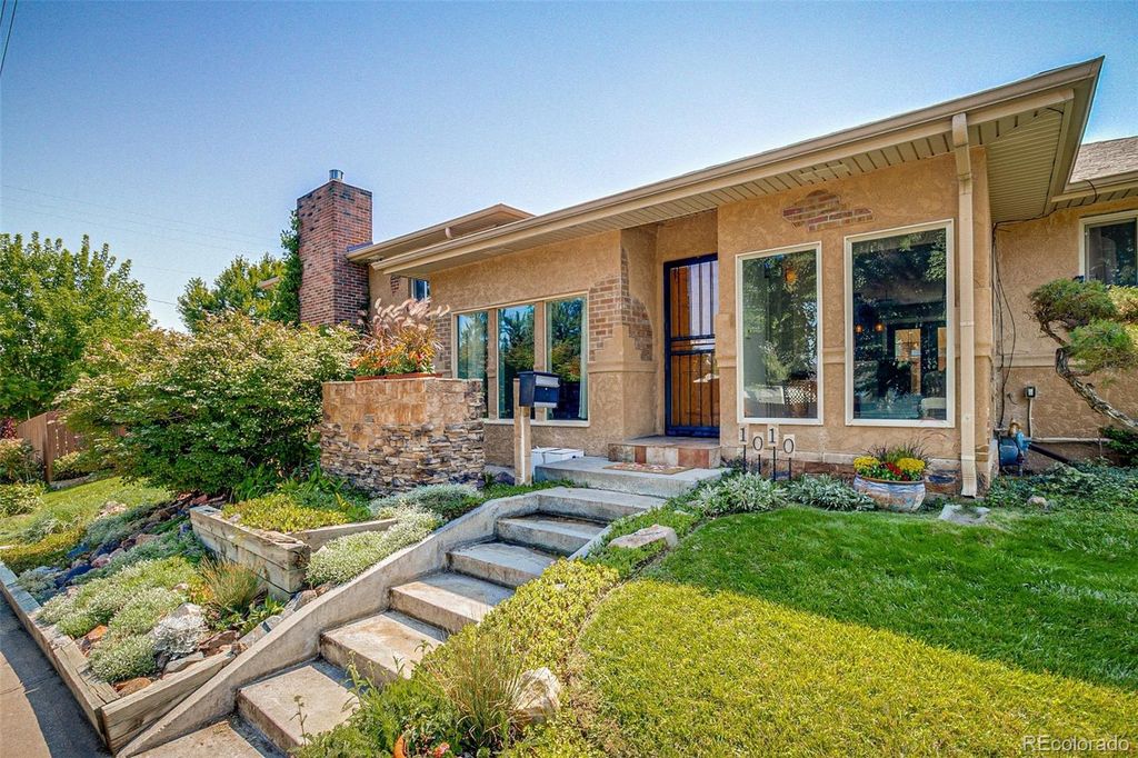 1010 E Dartmouth Avenue, Englewood, CO 80113