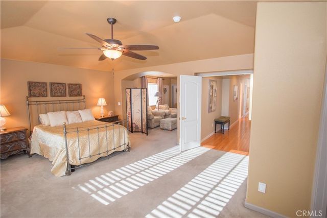4797 N Pinebury, Clovis, CA 93619