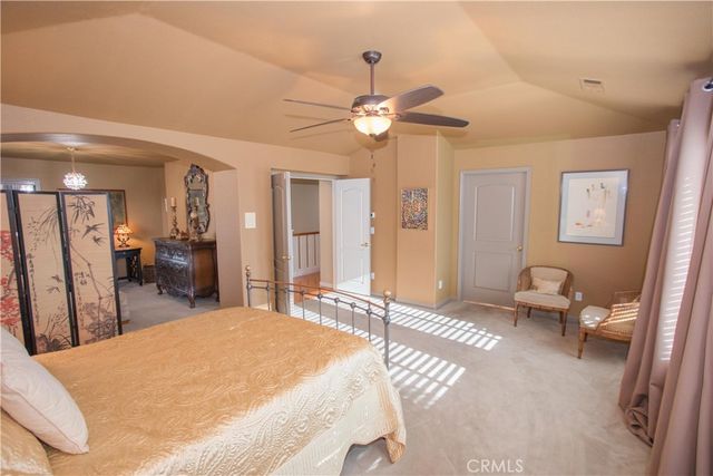 4797 N Pinebury, Clovis, CA 93619