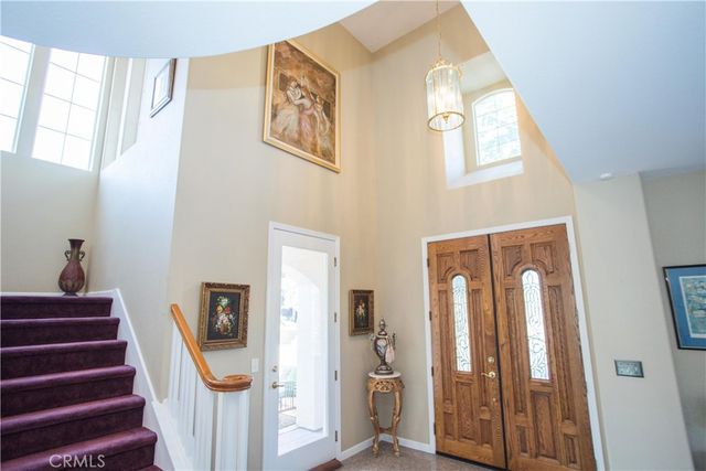 4797 N Pinebury, Clovis, CA 93619