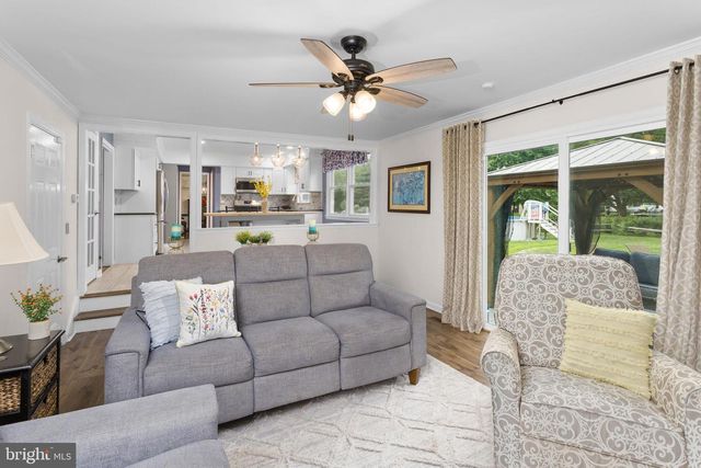 1108 ESTATES BLVD, Hamilton, NJ 08690
