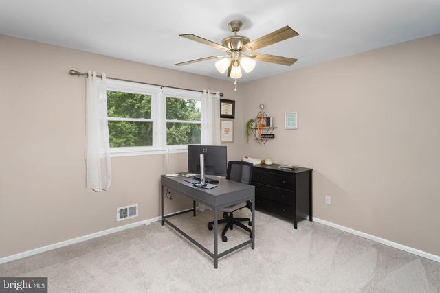 1108 ESTATES BLVD, Hamilton, NJ 08690