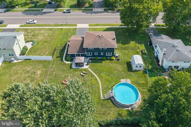 1108 ESTATES BLVD, Hamilton, NJ 08690