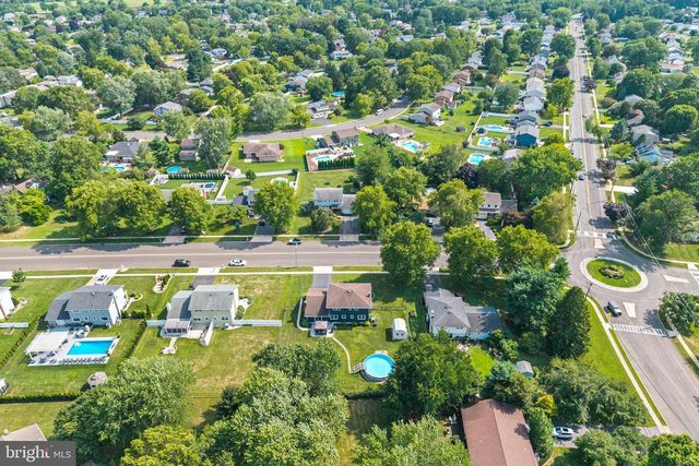 1108 ESTATES BLVD, Hamilton, NJ 08690
