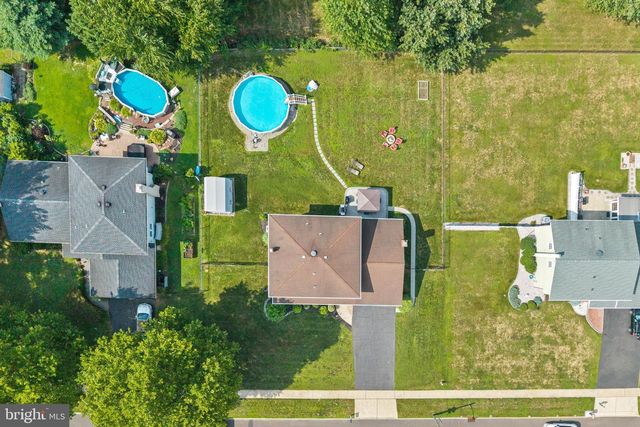 1108 ESTATES BLVD, Hamilton, NJ 08690