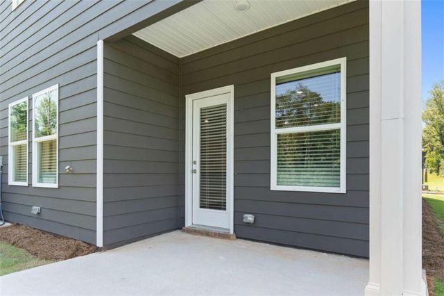 8324 Columbia Court, Palmetto, GA 30268