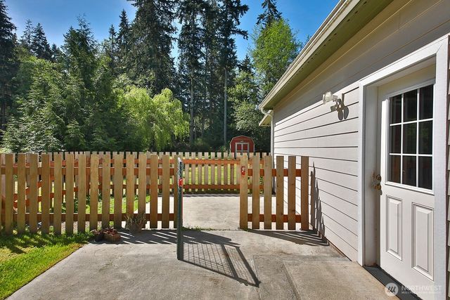 965 Rehberg Road, Greenbank, WA 98253