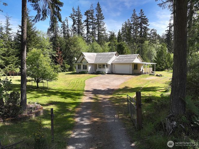 965 Rehberg Road, Greenbank, WA 98253