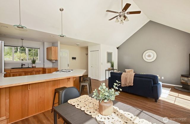 965 Rehberg Road, Greenbank, WA 98253