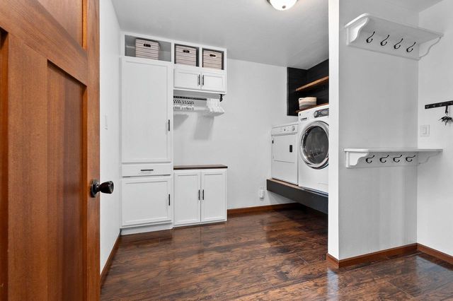 1324 W ROGERS AVENUE, Appleton, WI 54914
