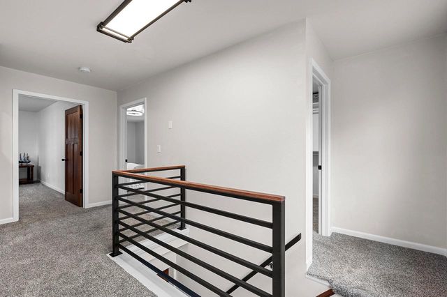 1324 W ROGERS AVENUE, Appleton, WI 54914