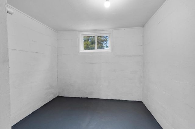 1324 W ROGERS AVENUE, Appleton, WI 54914