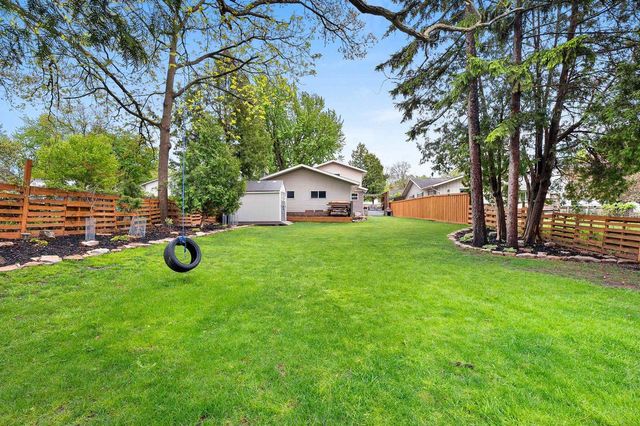 1324 W ROGERS AVENUE, Appleton, WI 54914
