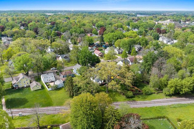 1324 W ROGERS AVENUE, Appleton, WI 54914