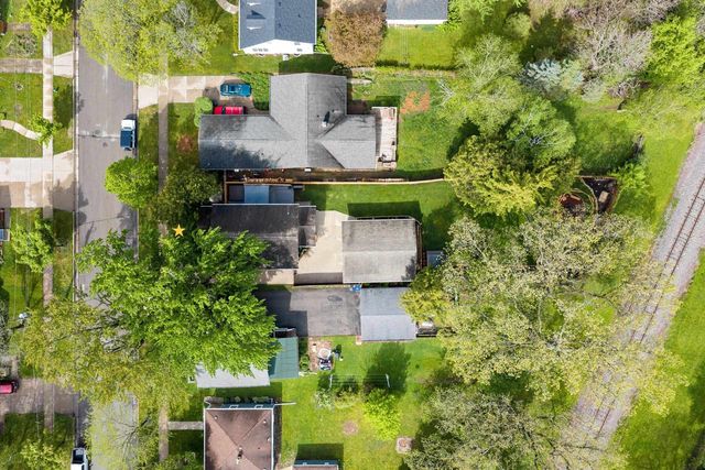 1324 W ROGERS AVENUE, Appleton, WI 54914
