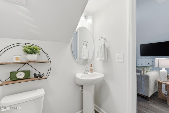 19 Whispering Oaks Circle, Okatie, SC 29909