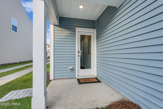 19 Whispering Oaks Circle, Okatie, SC 29909