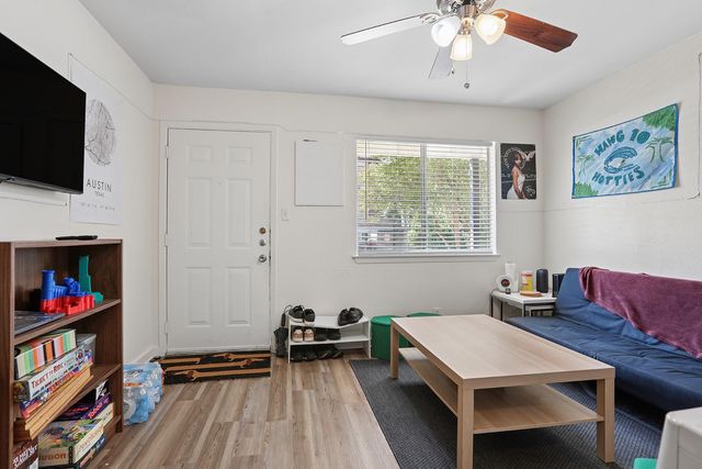 1010 W 23rd ST 5, Austin, TX 78705