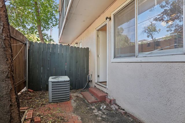 1010 W 23rd ST 5, Austin, TX 78705