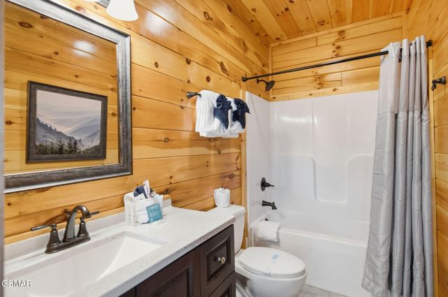 1012 Owls Nest Way, Sevierville, TN 37862