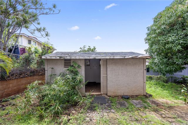 4354 Likini Street, Honolulu, HI 96818