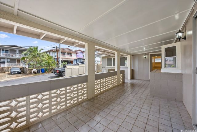 4354 Likini Street, Honolulu, HI 96818