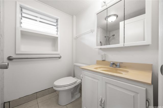 4354 Likini Street, Honolulu, HI 96818