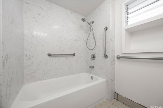 4354 Likini Street, Honolulu, HI 96818