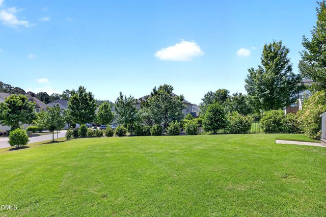 8256 Pritchett Farm Lane, Raleigh, NC 27606