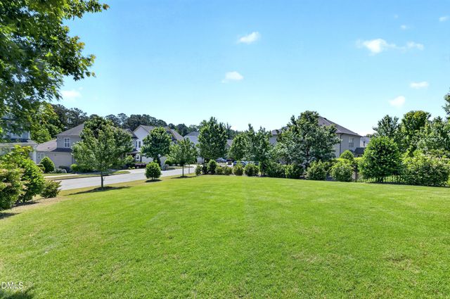 8256 Pritchett Farm Lane, Raleigh, NC 27606