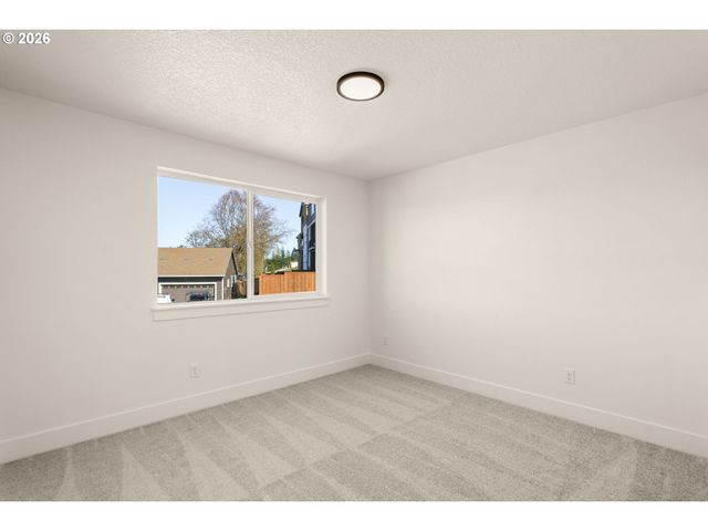 7343 Sw Leonard Pl L-3, Beaverton, OR 97007