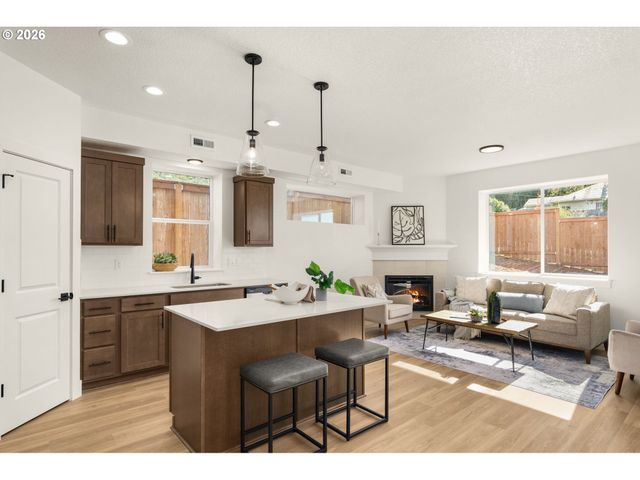 7343 Sw Leonard Pl L-3, Beaverton, OR 97007