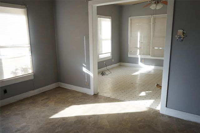 1406 Leaman Avenue, Rosenberg, TX 77471