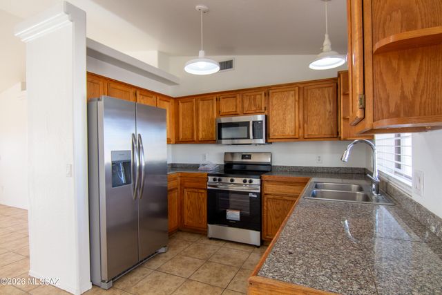 8890 W Rafael Drive, Arizona City, AZ 85123