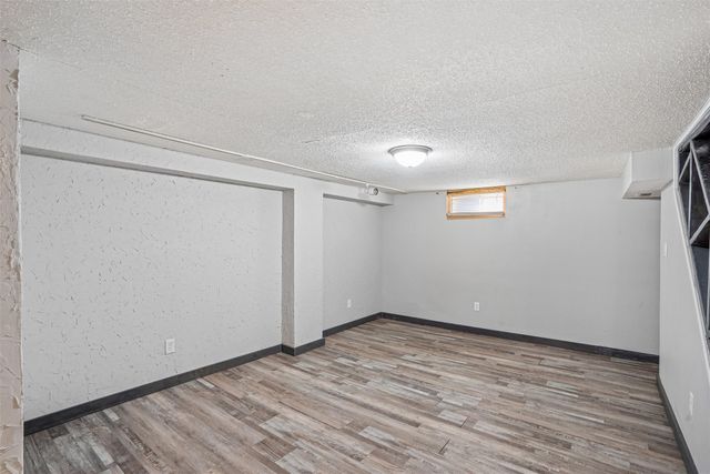 3 E Bell Avenue, Des Moines, IA 50315