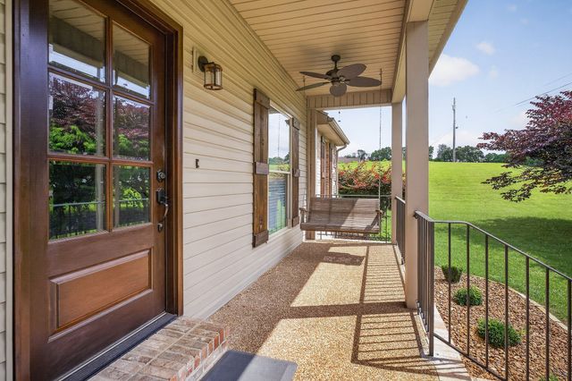 492 Nob Hill Dr, Sparta, TN 38583