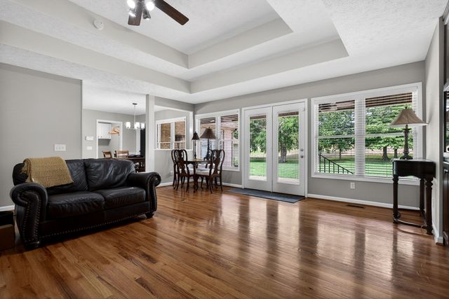 492 Nob Hill Dr, Sparta, TN 38583