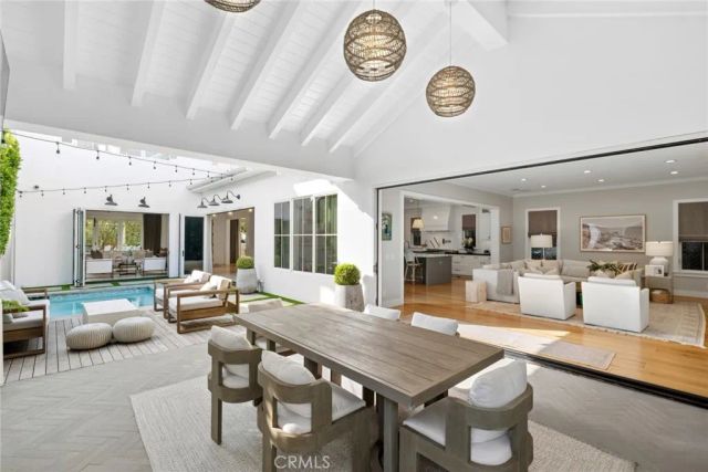 460 Santa Ana Avenue, Newport Beach, CA 92663