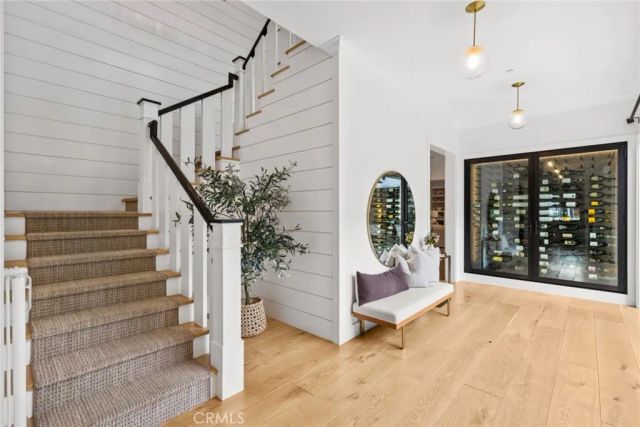 460 Santa Ana Avenue, Newport Beach, CA 92663