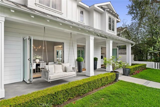 460 Santa Ana Avenue, Newport Beach, CA 92663