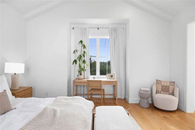 460 Santa Ana Avenue, Newport Beach, CA 92663