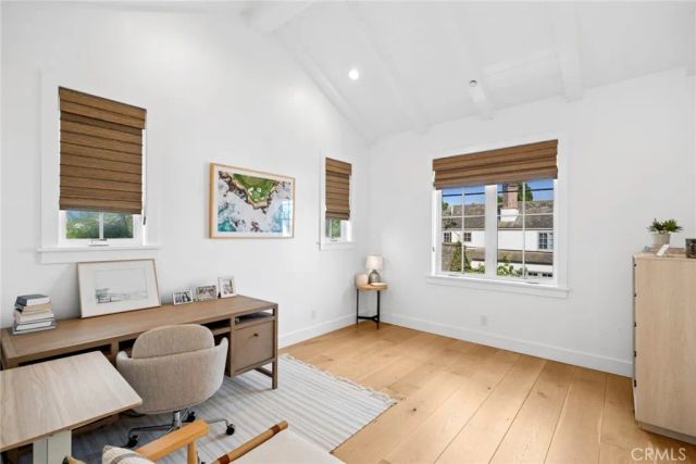 460 Santa Ana Avenue, Newport Beach, CA 92663