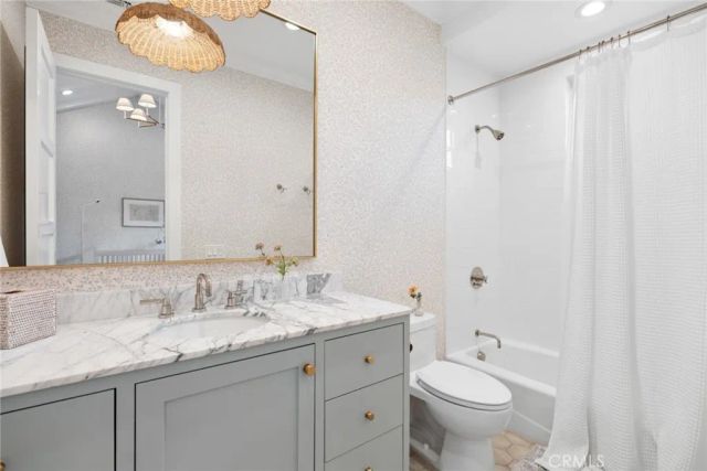 460 Santa Ana Avenue, Newport Beach, CA 92663