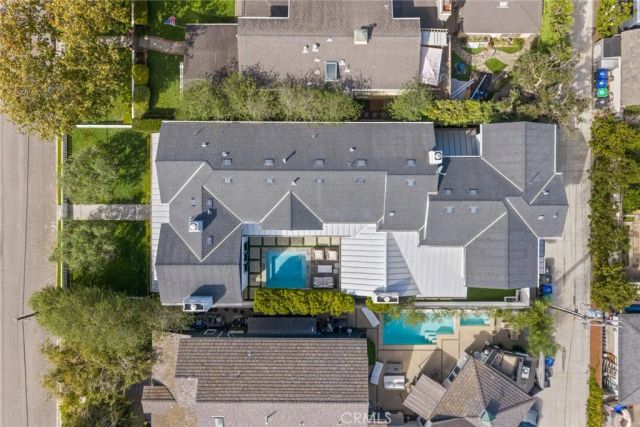 460 Santa Ana Avenue, Newport Beach, CA 92663