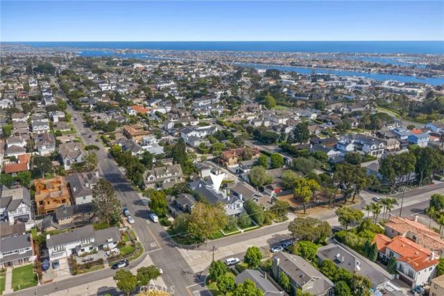 460 Santa Ana Avenue, Newport Beach, CA 92663