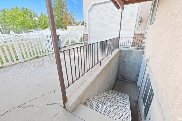 3256 W STAR FIRE RD, South Jordan, UT 84095